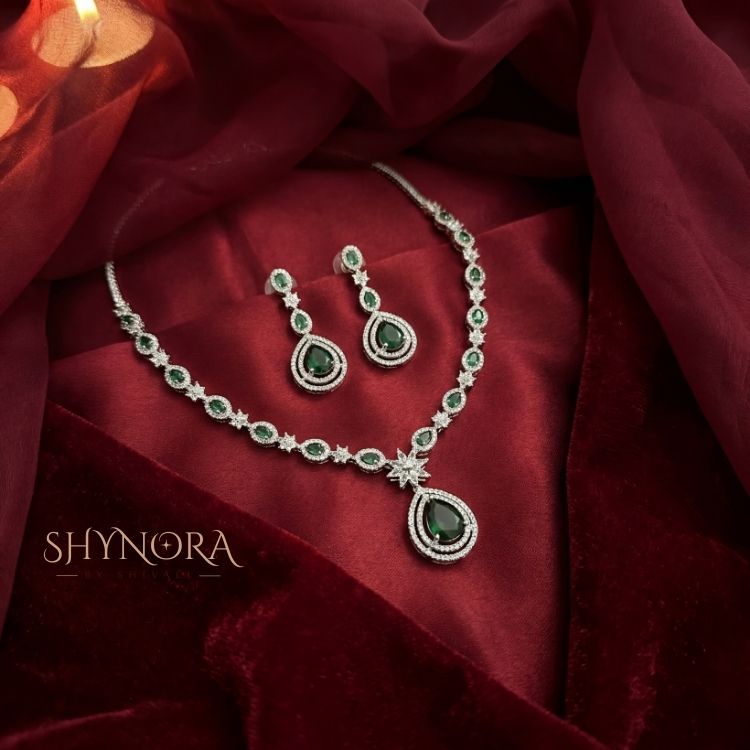 Emerald Dewdrop AD Floral Necklace Set with Matching Earrings