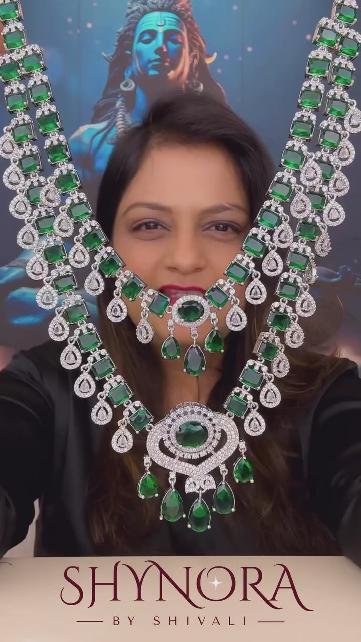 Royal Emerald Green Chandelier Necklace Set with Earrings & Maang Tikka